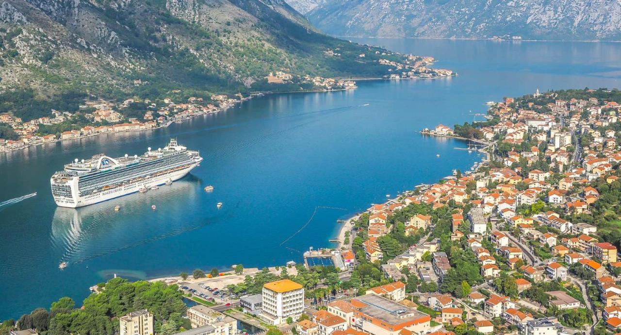 J&M Apartment Kotor Ngoại thất bức ảnh