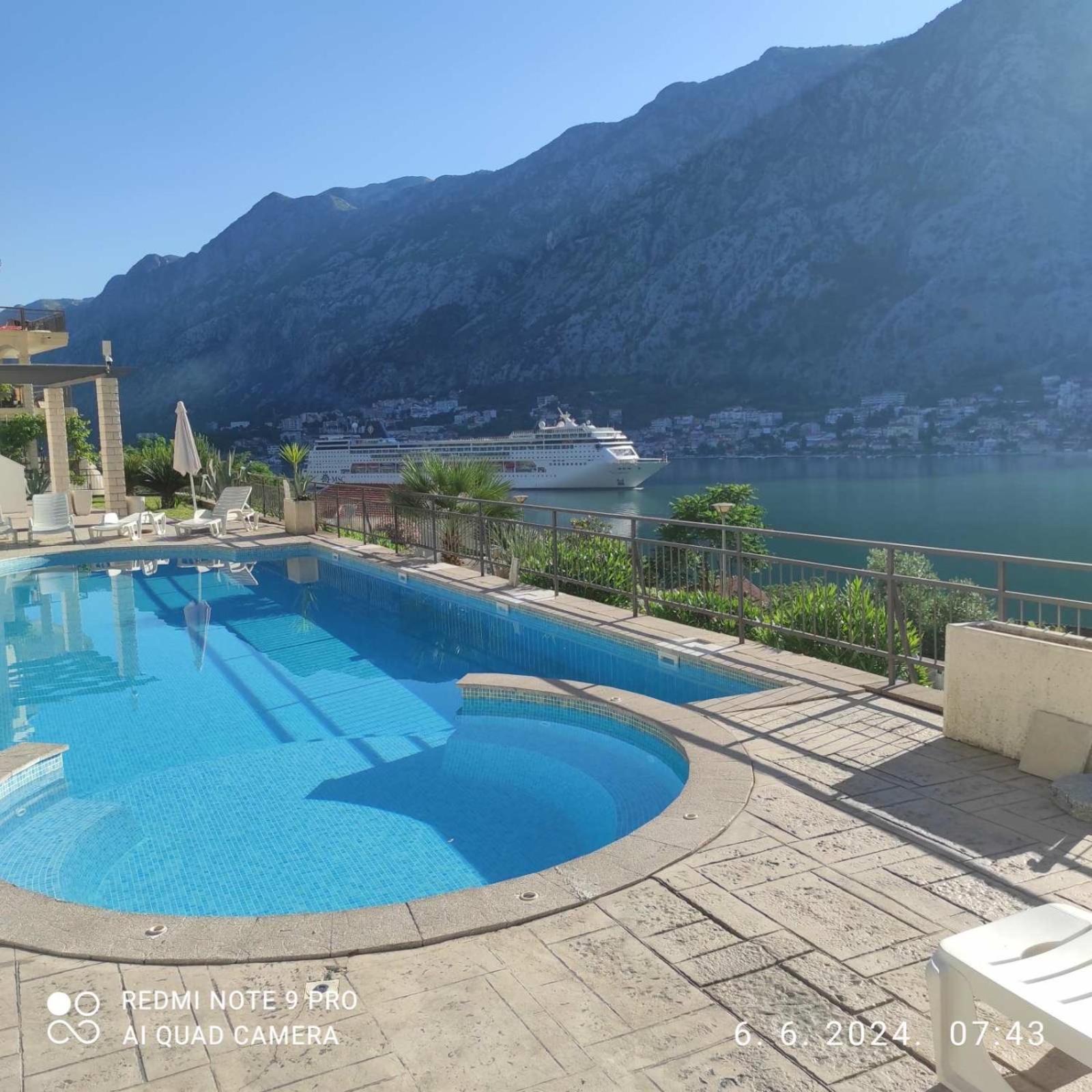 J&M Apartment Kotor Ngoại thất bức ảnh