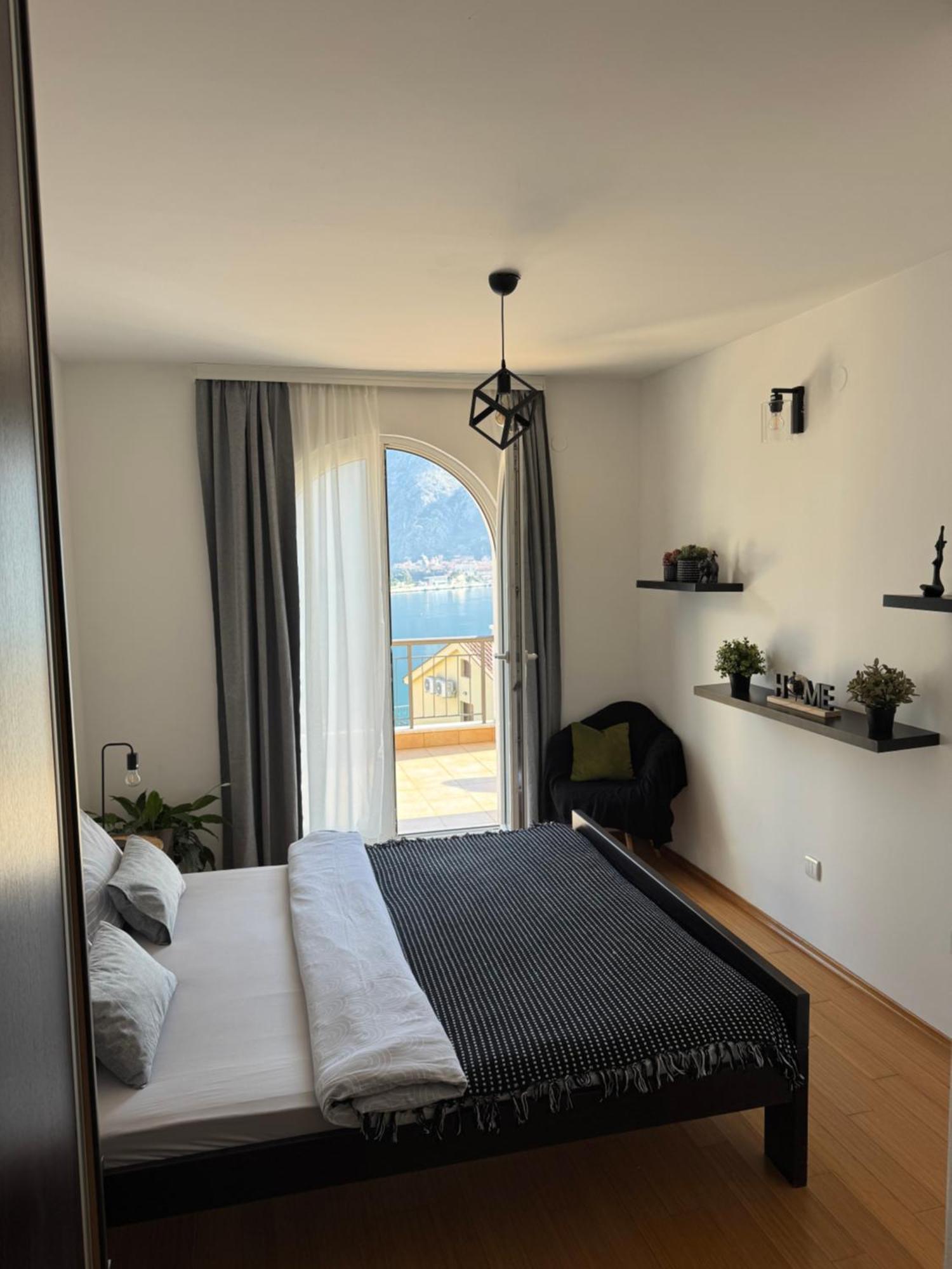 J&M Apartment Kotor Ngoại thất bức ảnh