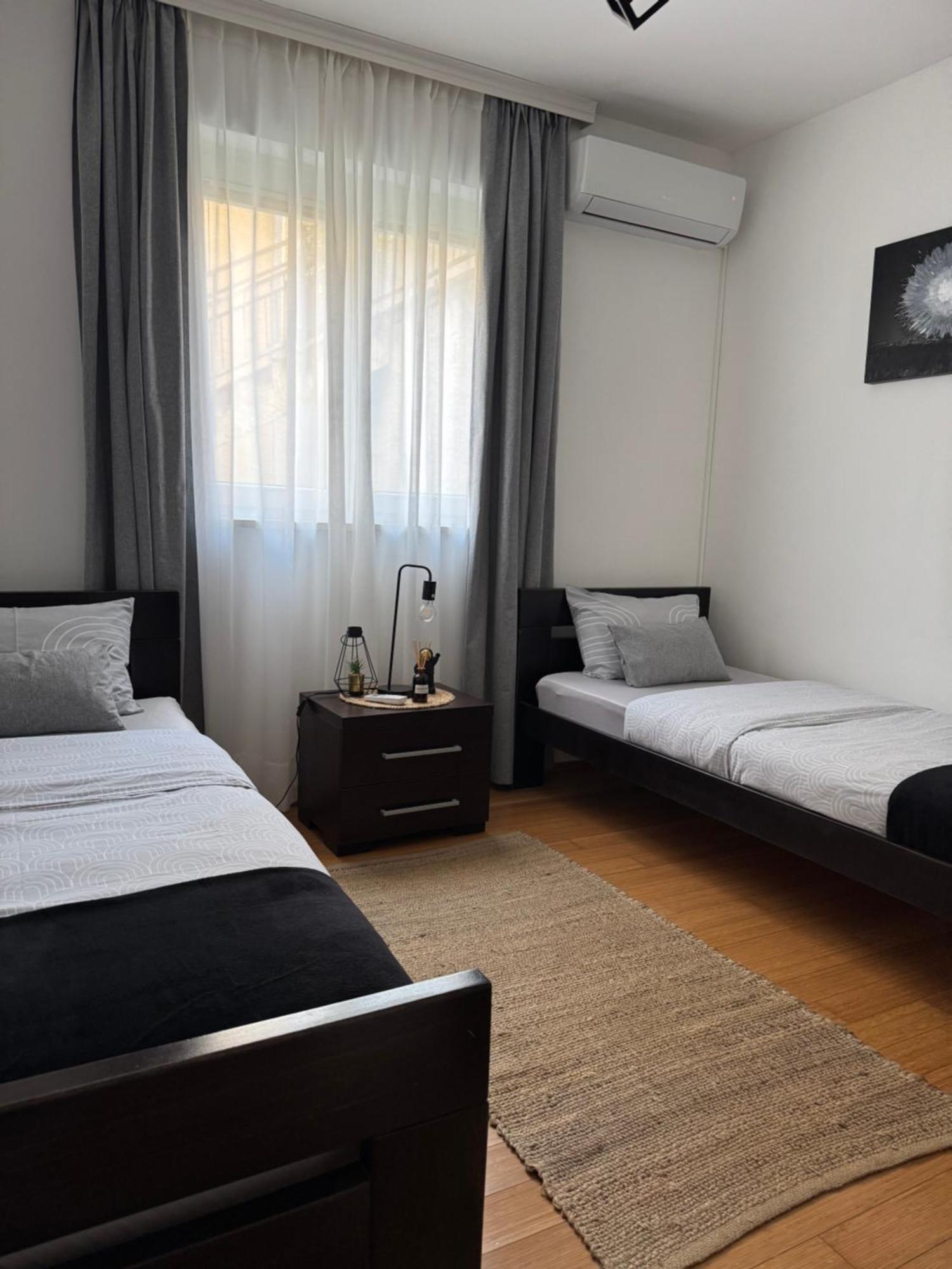 J&M Apartment Kotor Ngoại thất bức ảnh