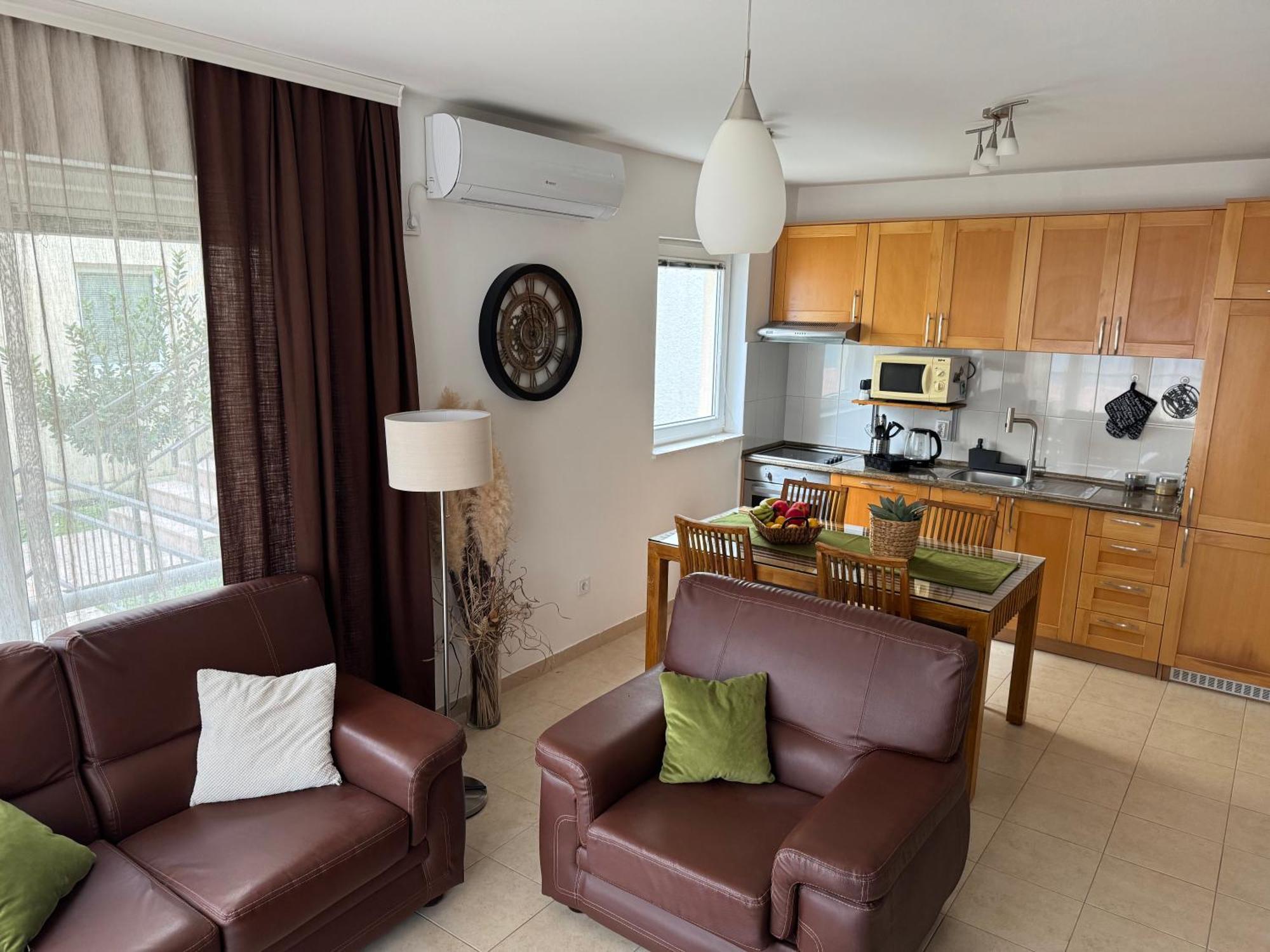J&M Apartment Kotor Ngoại thất bức ảnh