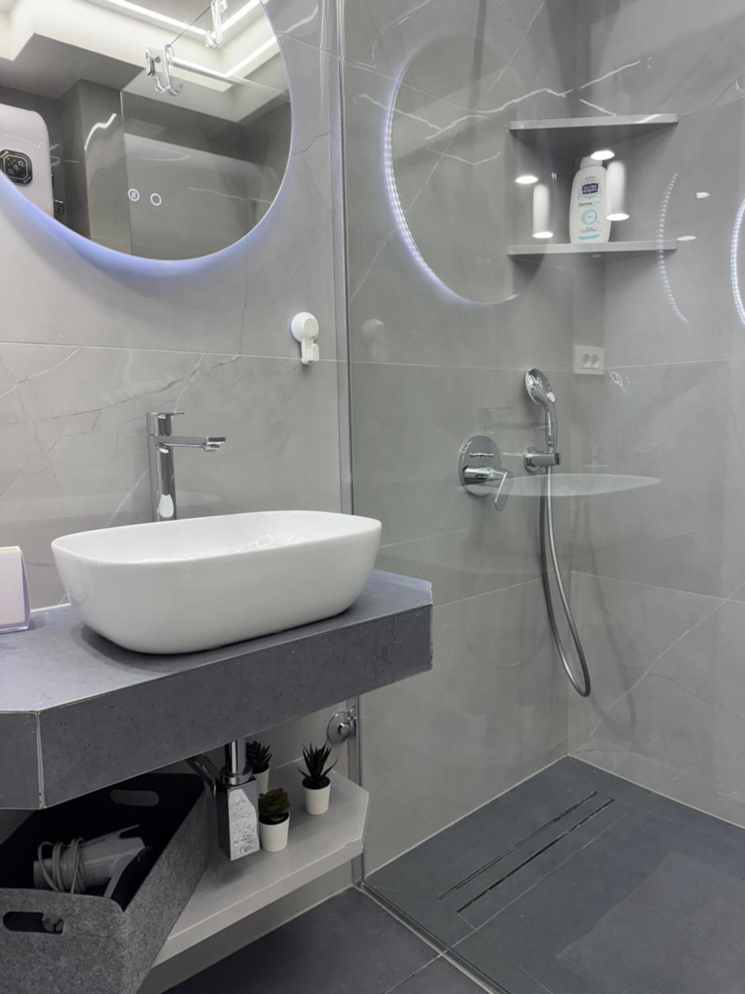 J&M Apartment Kotor Ngoại thất bức ảnh